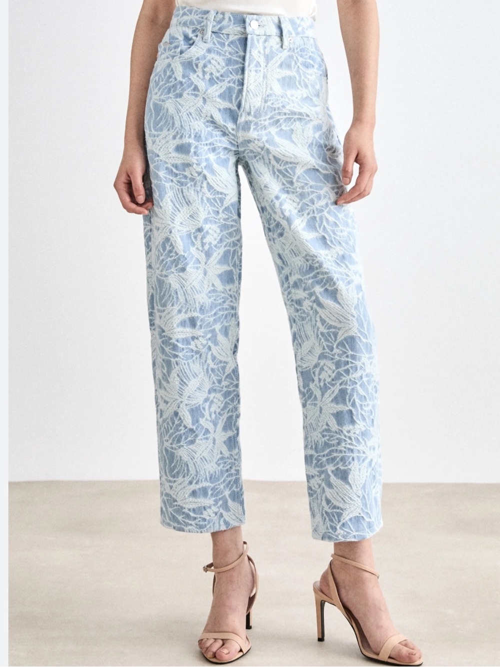 Robert Graham Blue and White Paisley Print Pants denim like fabric size 12